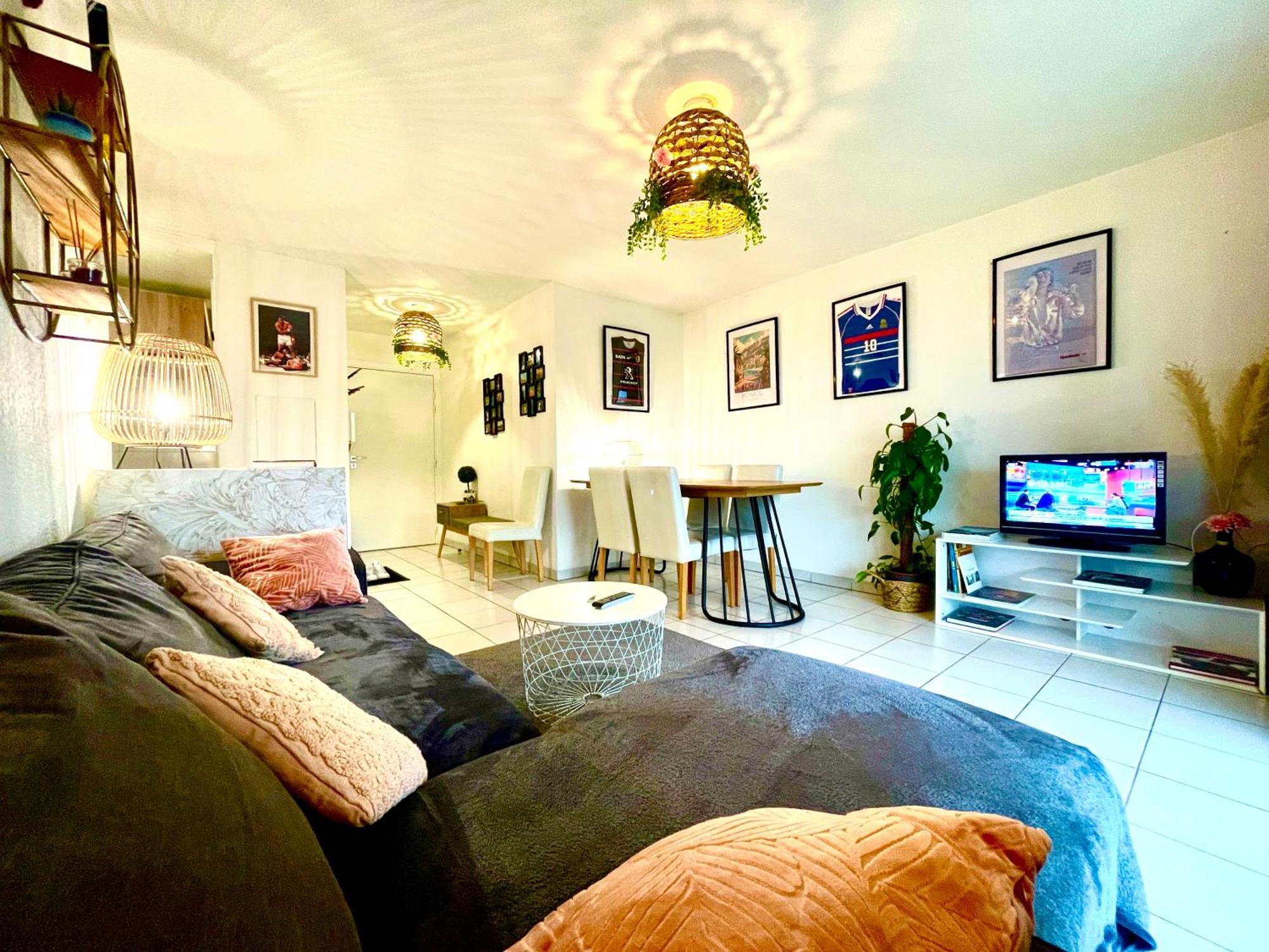 Bel Appartement T3 De 60M2 Avec Parking, Terrasse, Proche Du Metro Et Du Periph Тулуза Екстер'єр фото